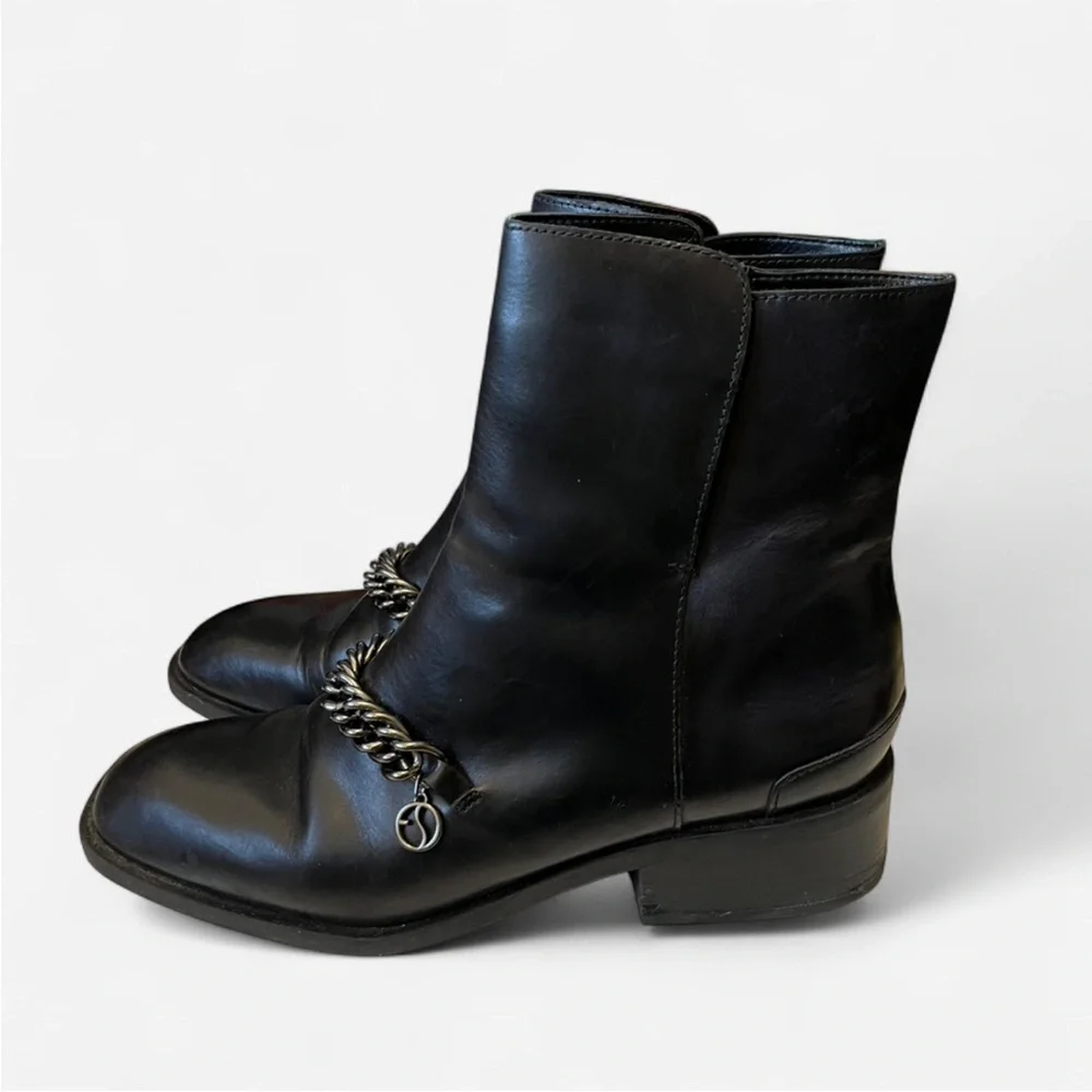 Franco Sarto Caleb Booties Black Leather Ankle Boots with Chain Detail US 8.5